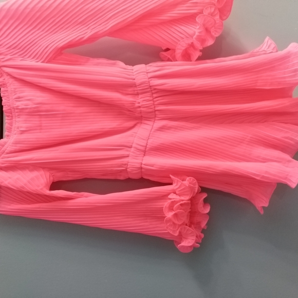 Pink Lily Pink Pleated Women's Top Size Small - Picture 3 of 3